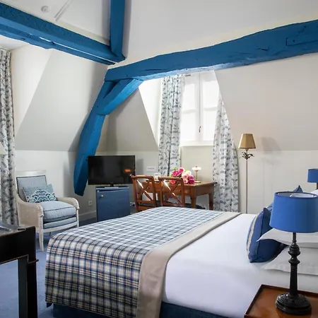 Le Relais Saint Honore מלון 4*