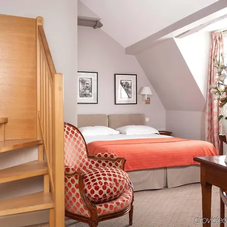 Le Relais Saint Honore 4* פריז