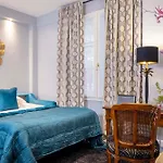 Le Relais Saint Honore