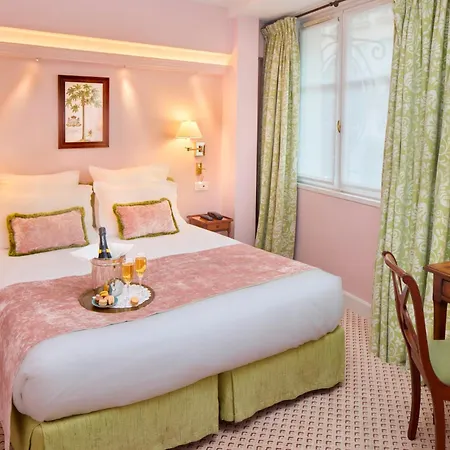 Le Relais Saint Honore Hotel 4*