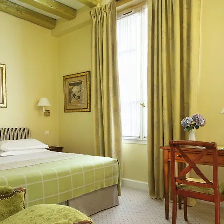 Le Relais Saint Honore 4*