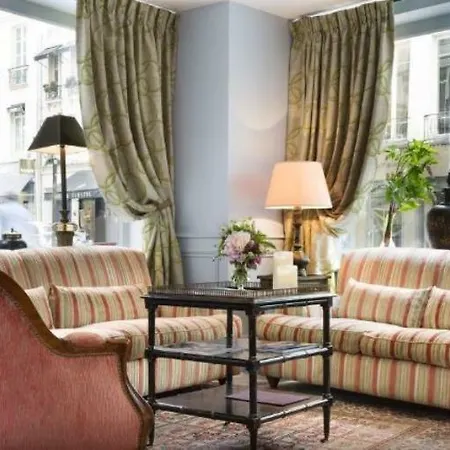 Hotel Le Relais Saint Honore Paris