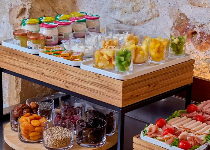 Hotel Le Relais Saint Honore 4*