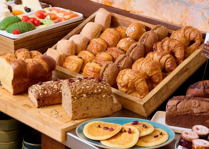 Hotel Le Relais Saint Honore