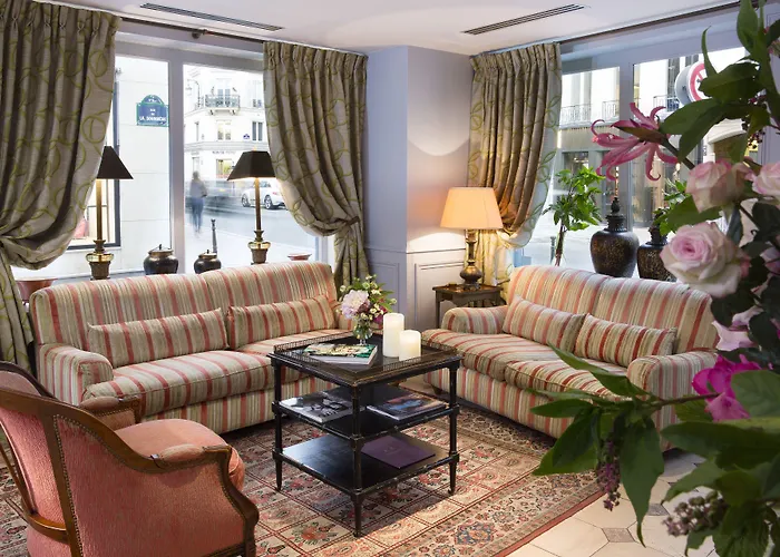 Hotel Le Relais Saint Honore 4*