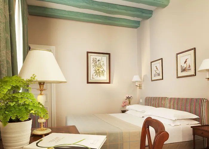 Le Relais Saint Honore Parijs