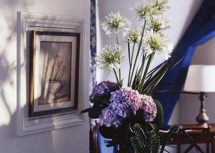 Le Relais Saint Honore 4*