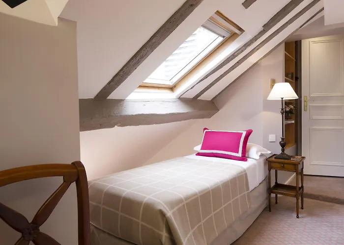 Hotel Le Relais Saint Honore