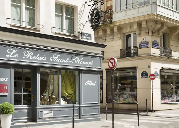 Le Relais Saint Honore 4*