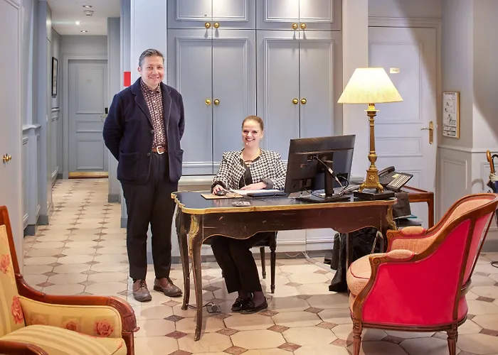 Le Relais Saint Honore Hotel 4*