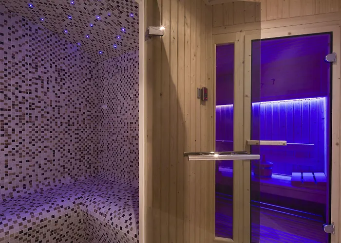 Hotel Le Relais Saint Honore 4*