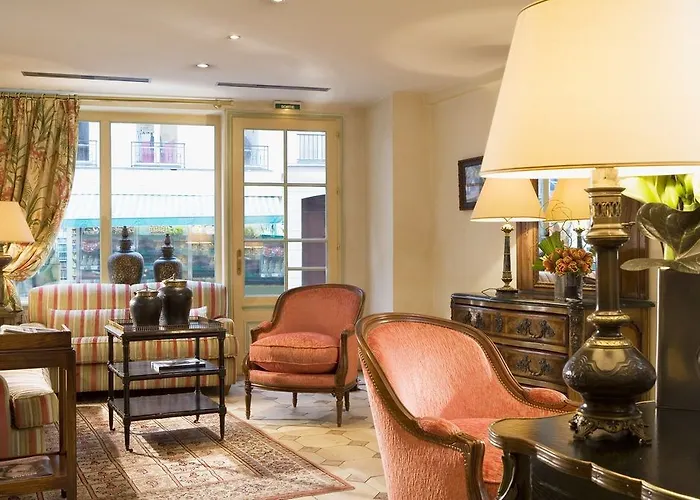 Le Relais Saint Honore Hotel
