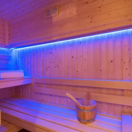 Le Relais Saint Honore Hotel