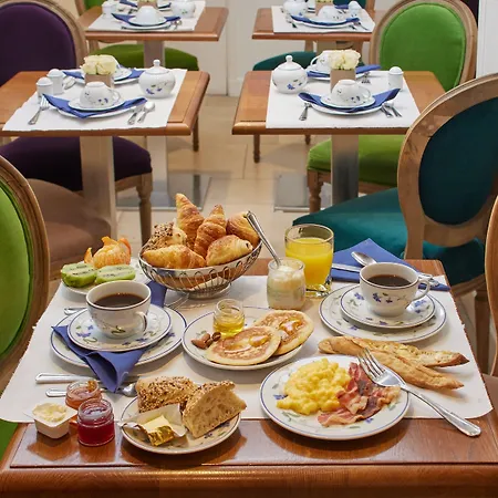 فندق Le Relais Saint Honore 4*