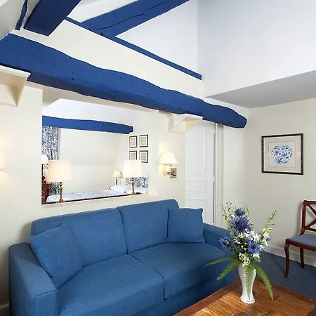 Le Relais Saint Honoré Hotel 4*